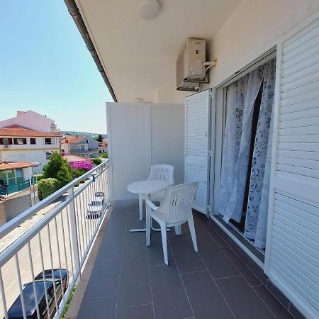 Vinko Rooms Primošten المظهر الخارجي الصورة