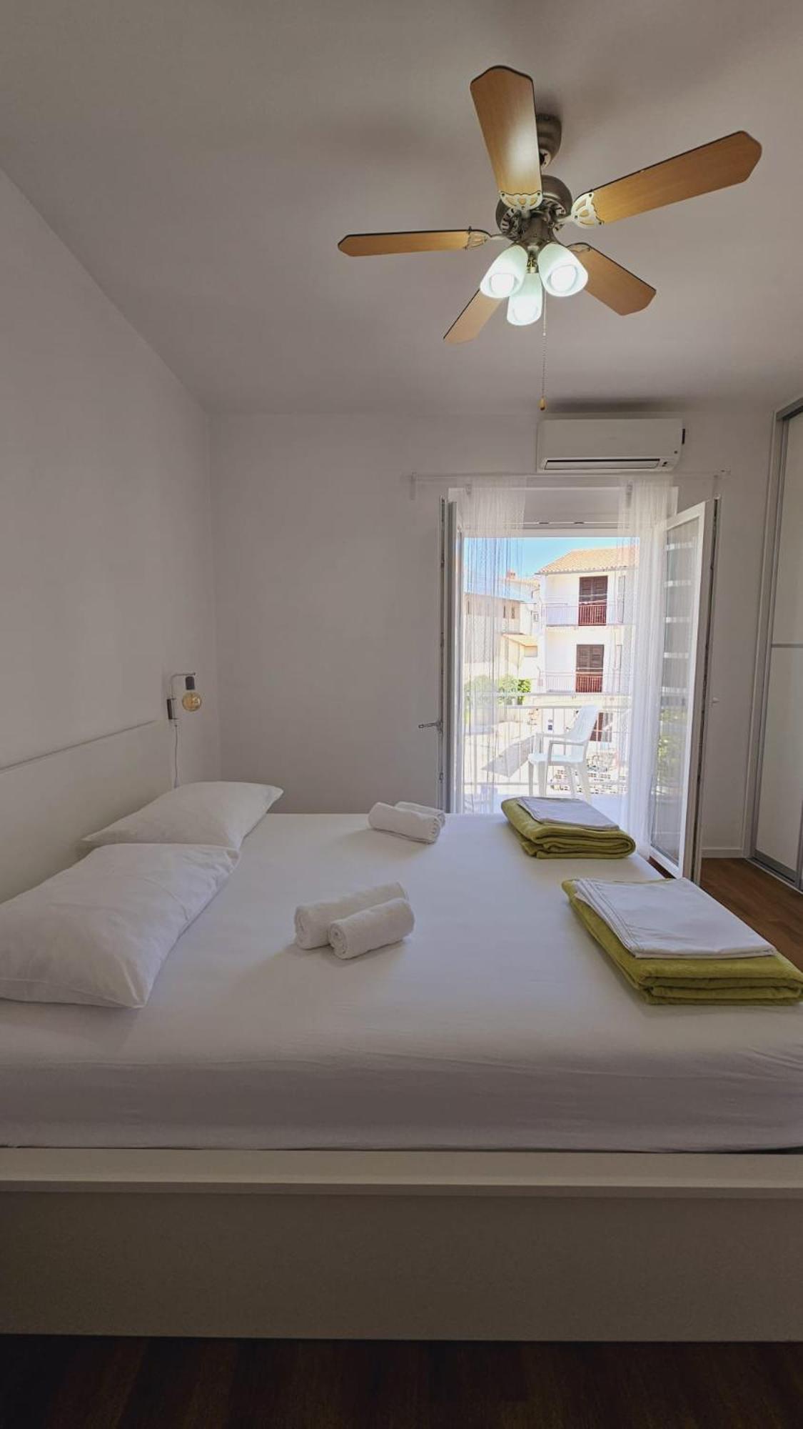 Vinko Rooms Primošten المظهر الخارجي الصورة